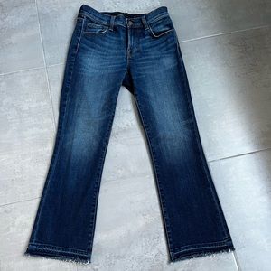 JBrand Dark Denim, cropped flare raw hem jeans Sz 25